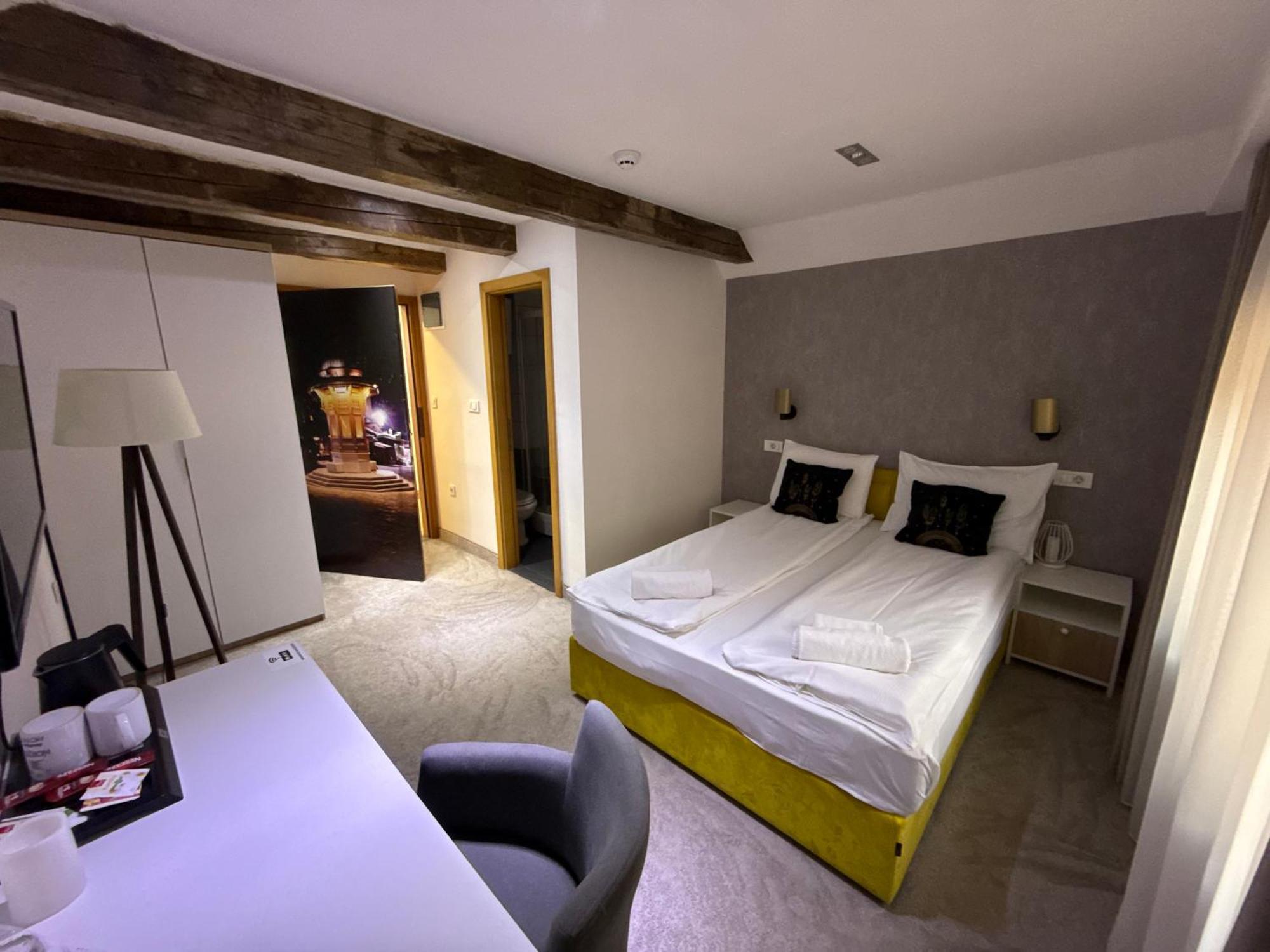 Deluxe Nortel Hotel Сараєво Екстер'єр фото