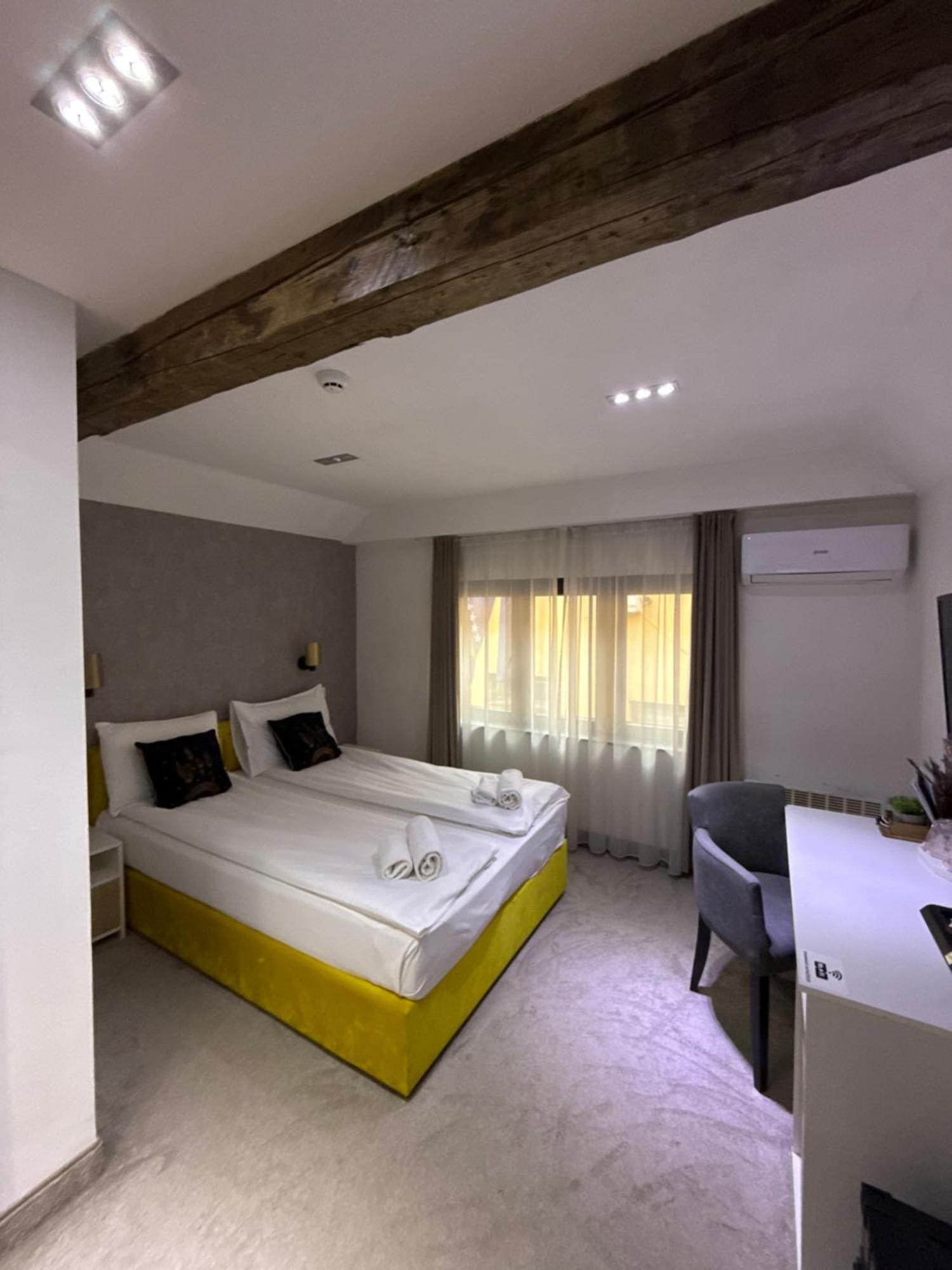 Deluxe Nortel Hotel Сараєво Екстер'єр фото